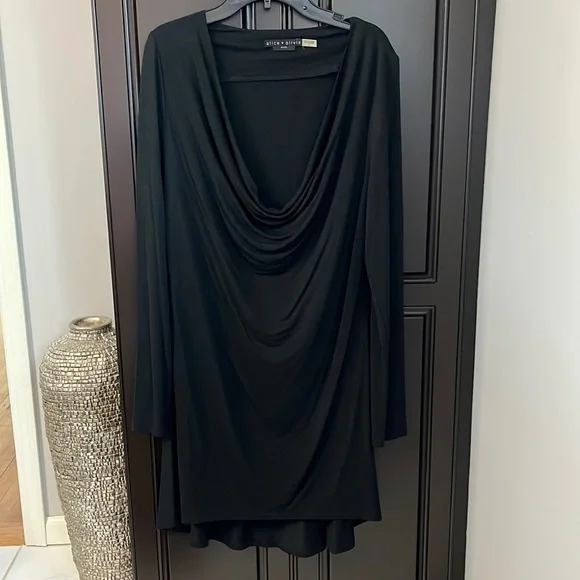 alice and olivia black long sleeve dress Solace London Alexis Black – Rent and Rotate main image 0